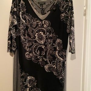 White House Black Market black, white, gray jersey knit tunic.